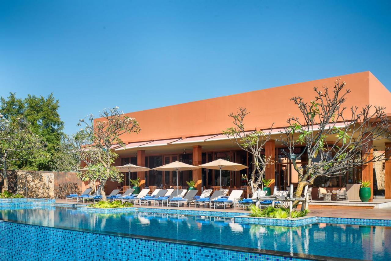 Novotel Inle Lake Myat Min Kültér fotó